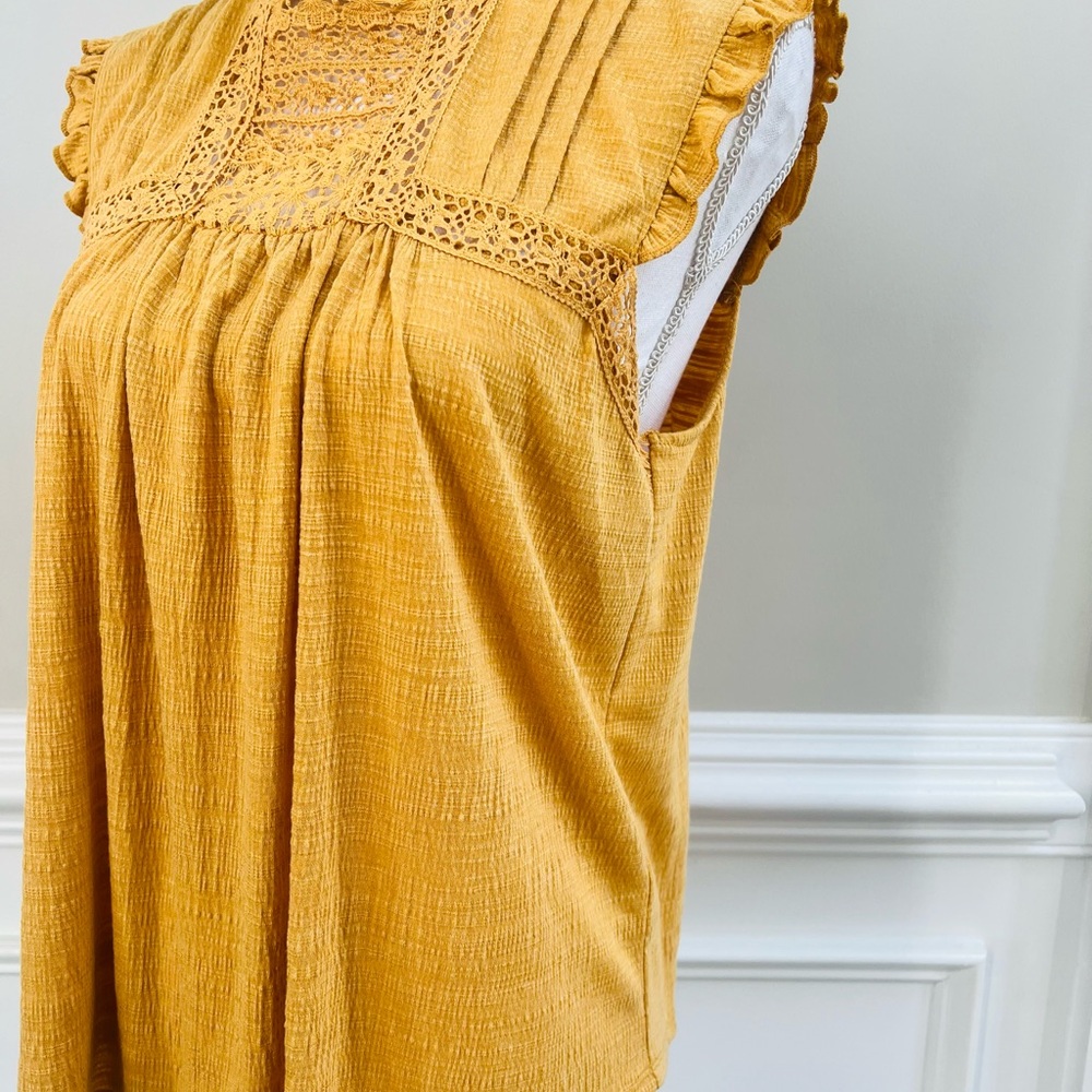 Cable & Gauge Women's Sleeveless Gold Yellow Top Size L - Picture 8 of 11